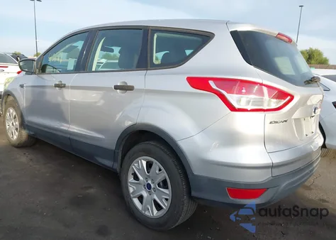 2014 Ford Escape S z USA, uszkodzony, nr VIN 1FMCU0F77EUA54316